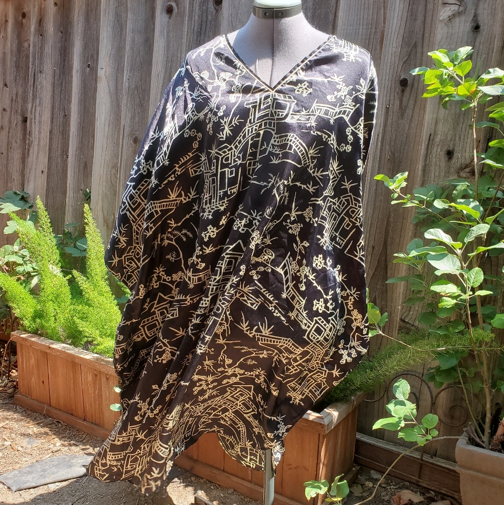 Winlar Dress Poncho